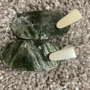 Kendra Scott green earrings